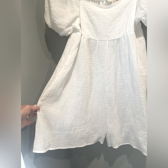 LA Hearts Gauze Romper- Size Small- NWT - Picture 4 of 9